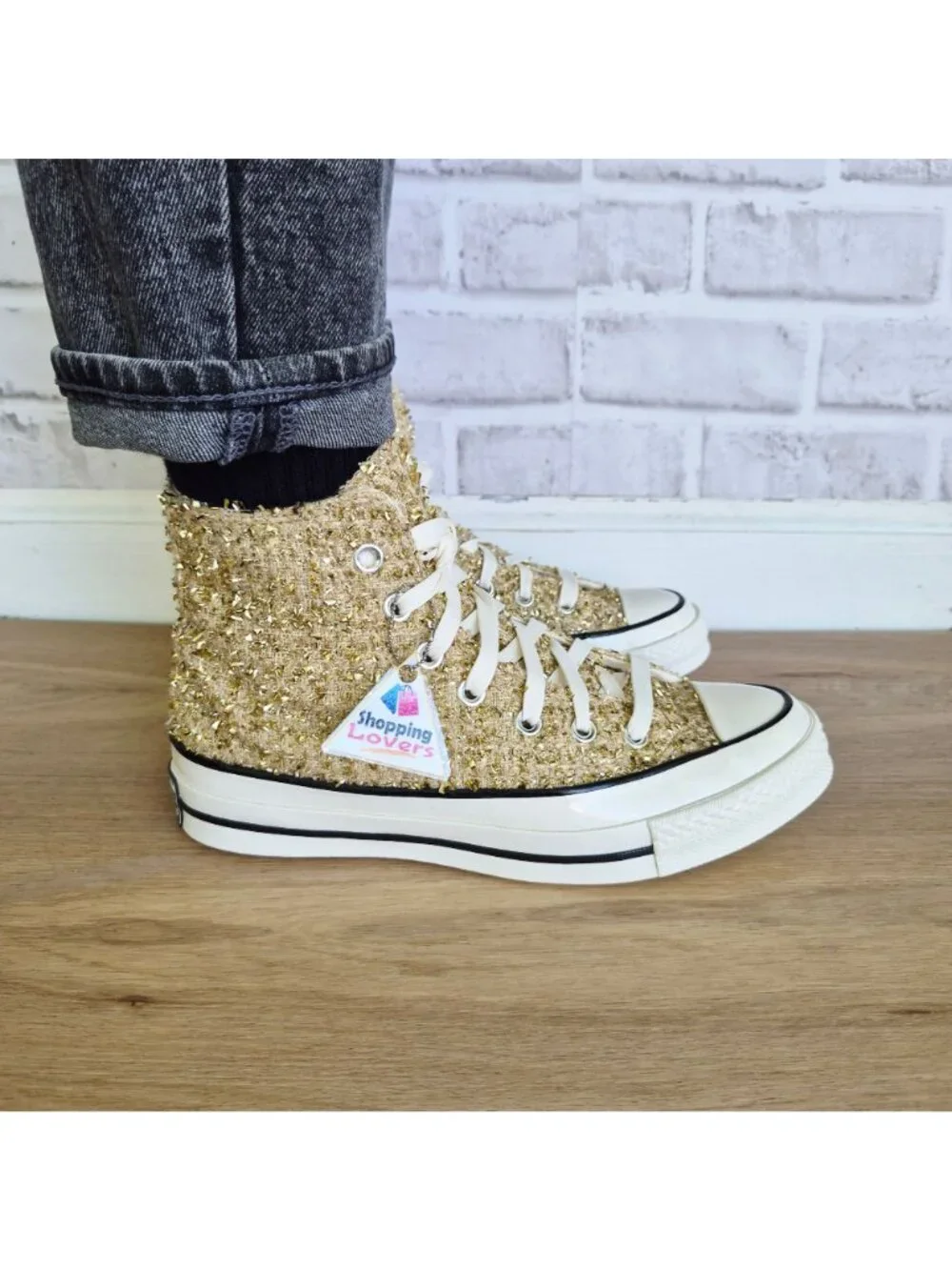 ⭐Converse Chuck 70 Hi Metallic Sz 7.5 Women's shoes Sneakers Gold White A16401C